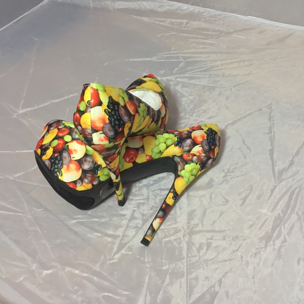 Fruit salad Liliana 6” platform heels.